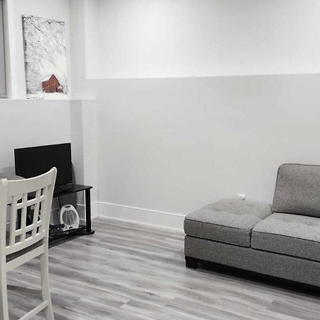 Scarborough New 2-Bedroom Basement Toronto Exterior photo